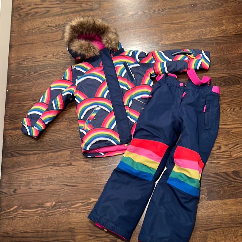 Boden girls snow jacket and pants. Jacket 6/7, pants 7/8. Perfect condition